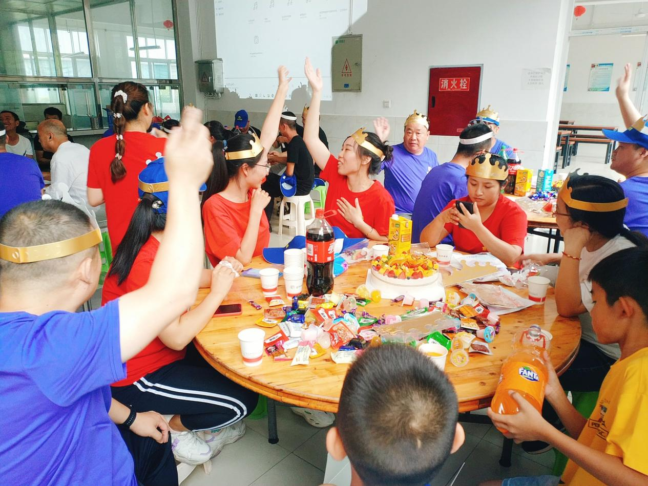 首屆員工生日會(huì)--我與意科共成長